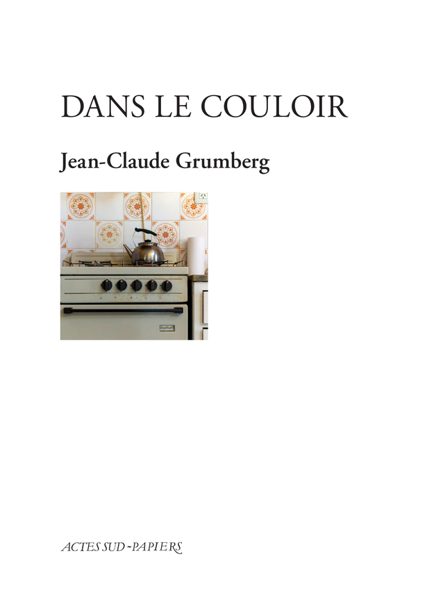 [9782330127084] Dans le couloir